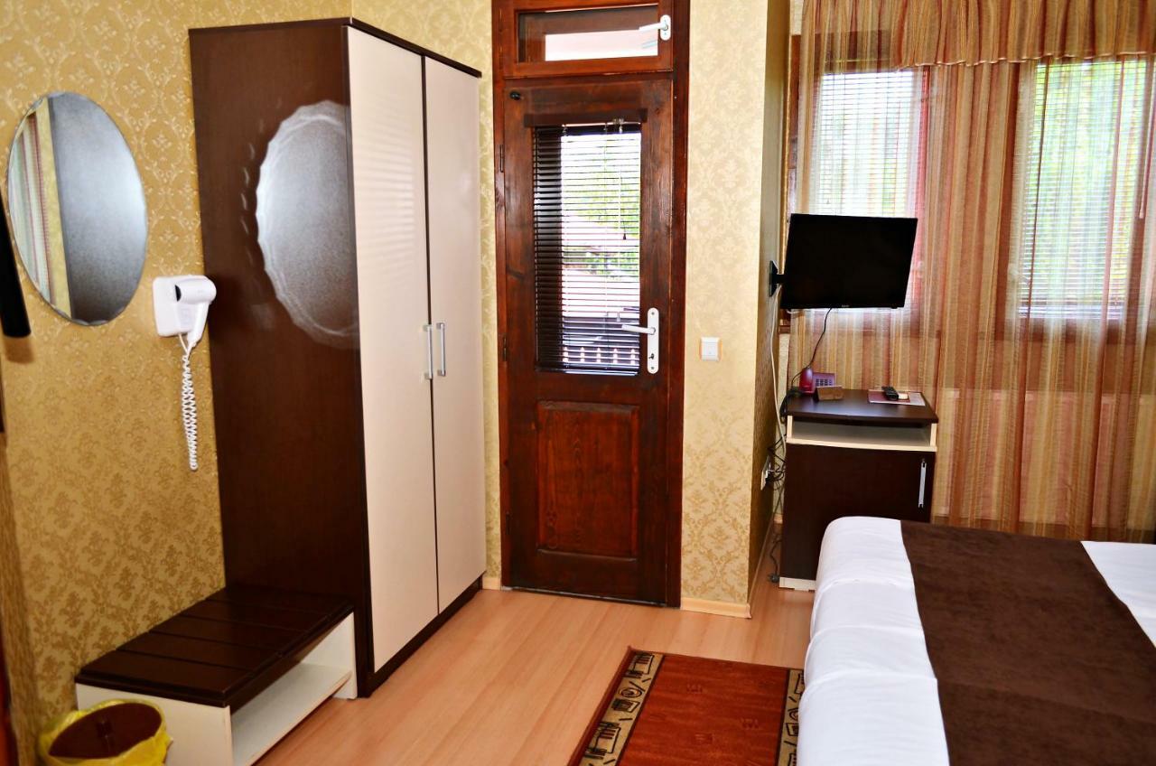 Family Hotel Maraya Arbanasi Esterno foto