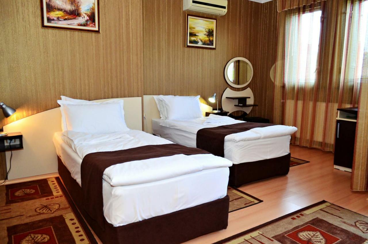 Family Hotel Maraya Arbanasi Esterno foto